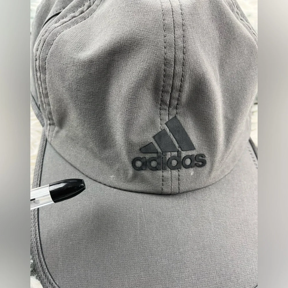 Adidas Adult Unisex Gray Aeroready Hat Adjustable
